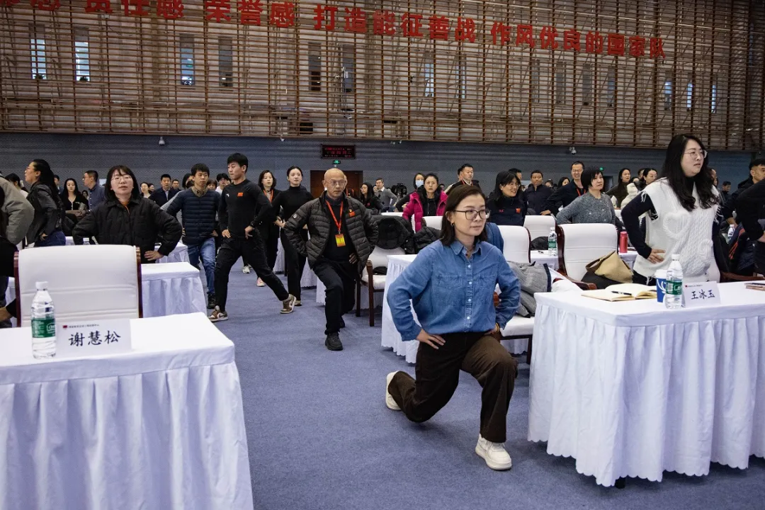 b6466deee64a4d5abd3075b3435d5bae.jpg b6466deee64a4d5abd3075b3435d5bae.jpg